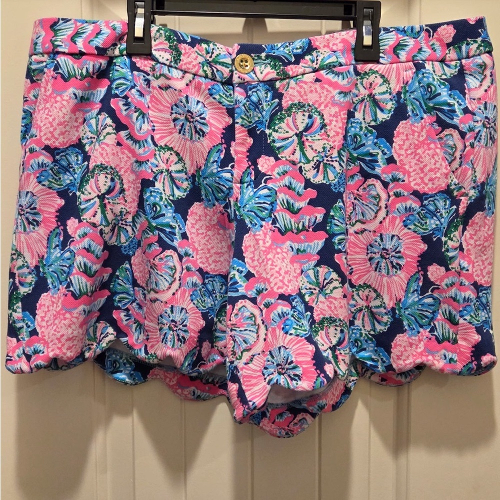 Lilly Pulitzer Buttercup Knit Shorts in‎ Pink and Blue Floral Size 14